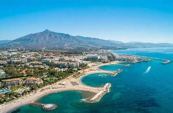 Auto Check-In☆Golf☆Chimenea☆Playa☆ Barbacoa Villa Marbella 0*,  Spain